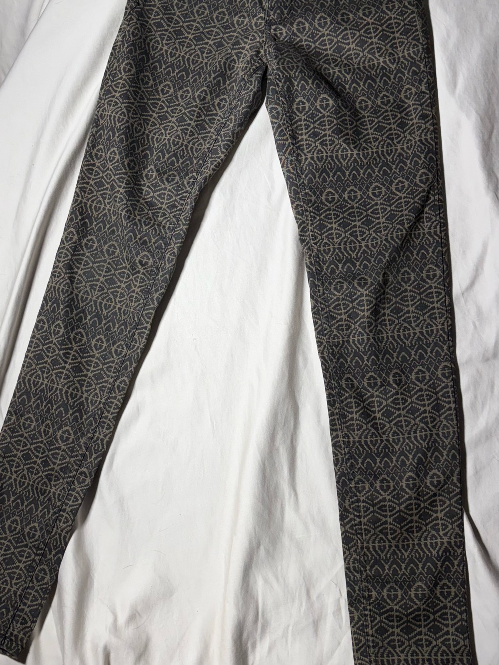 H&M womens Gray Patterned Slim Joggers
